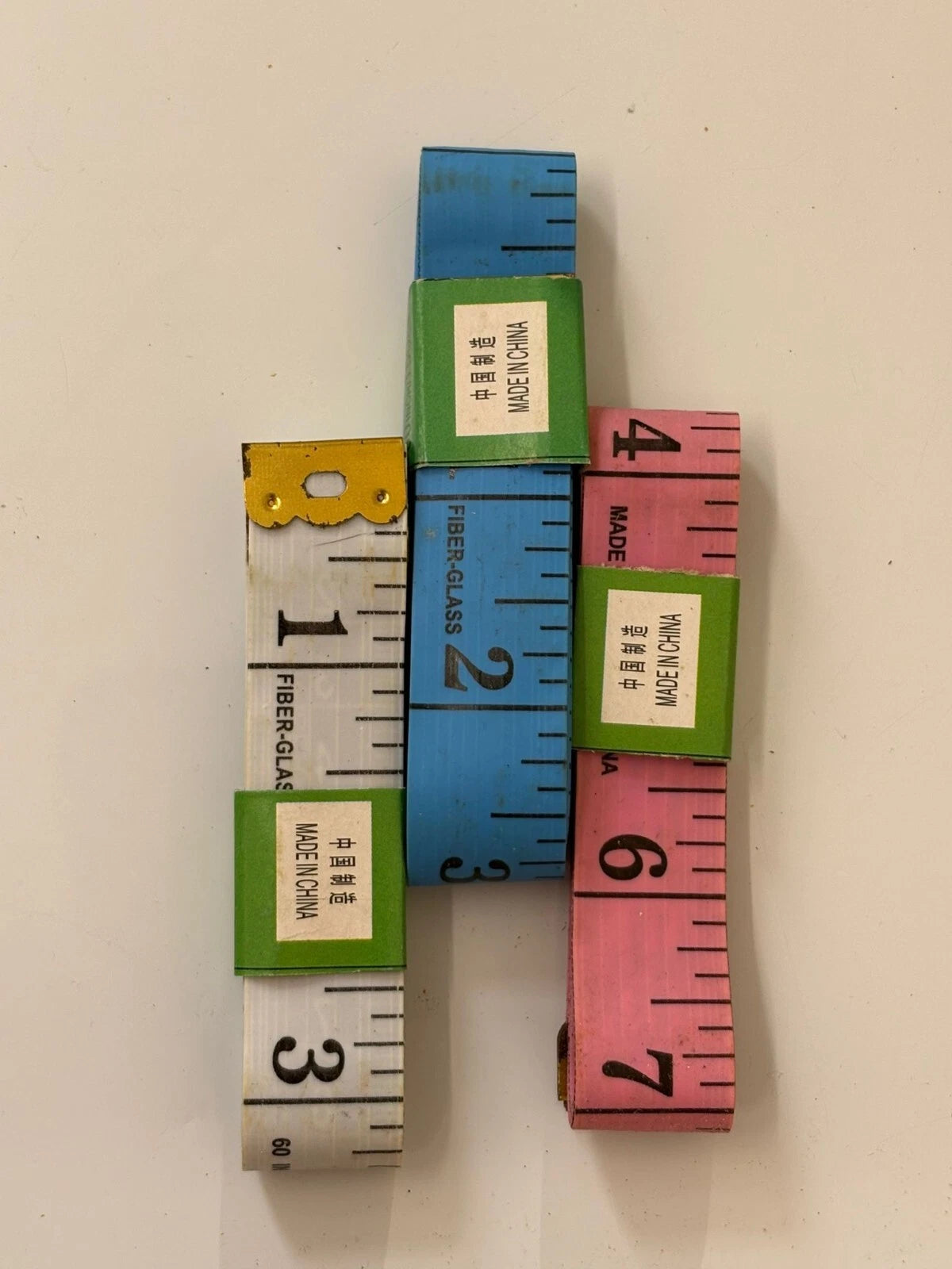 Flexible Tailor Measuring Tape – Fiberglass Body – 60 Inches/150cm – 3 Colours