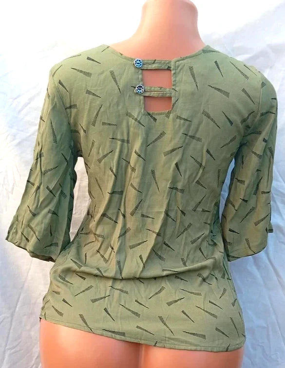 Gebrina Green Printed Short Sleeve Blouse Top L