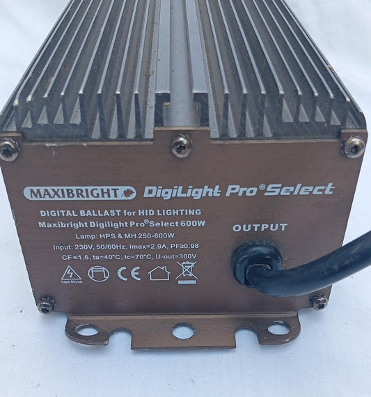 MAXIBRIGHT DigiLight Pro Select 600W Digital Ballast HID Grow Light HPS MH