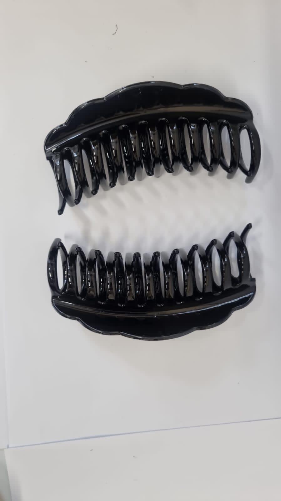 2-Piece Black Hair Claw Clips – Matte &amp; Glossy finish