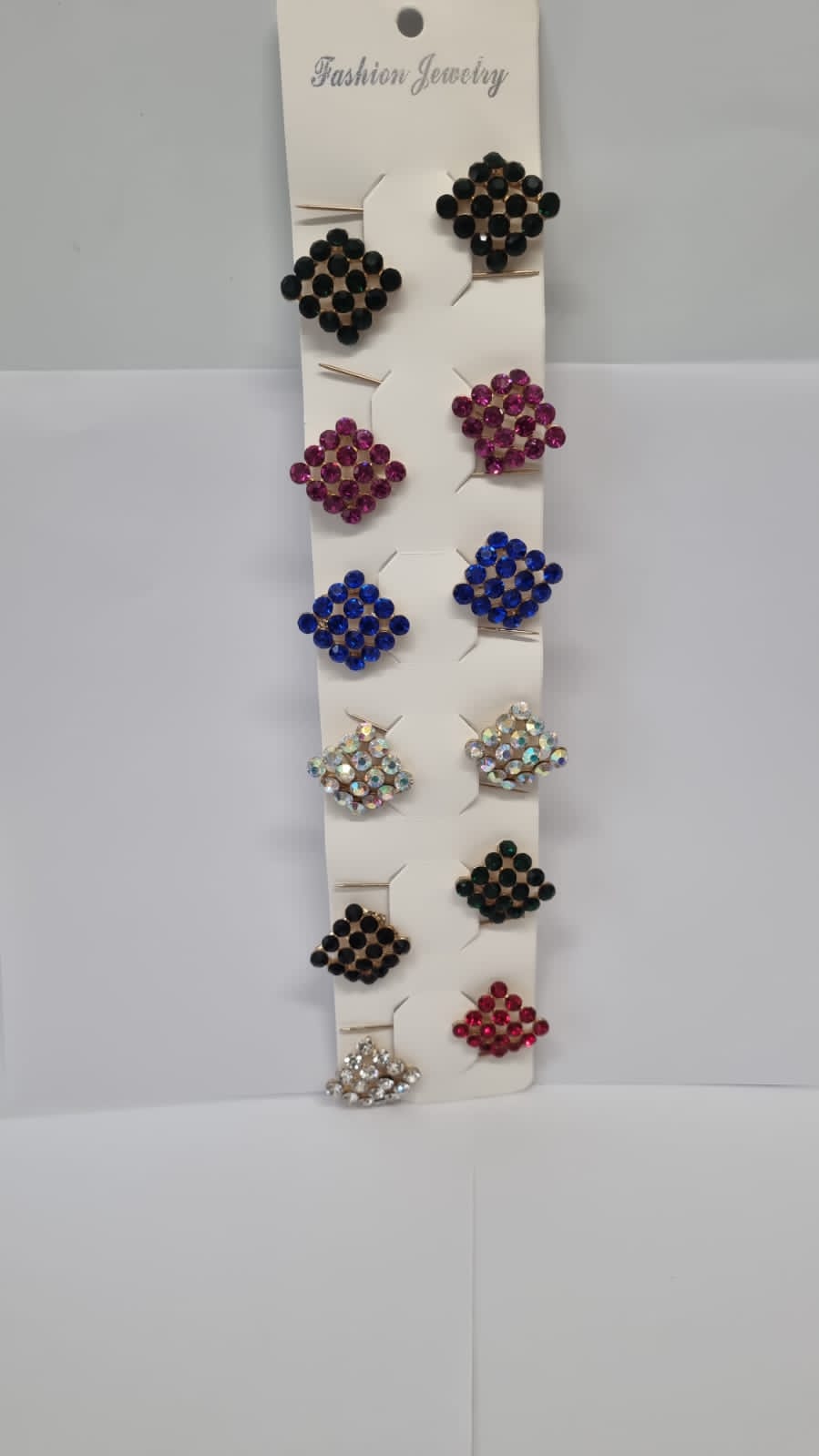 6-Piece Flower Rhinestone Hijab Pins – Mixed Colours, Sparkly Brooch Style