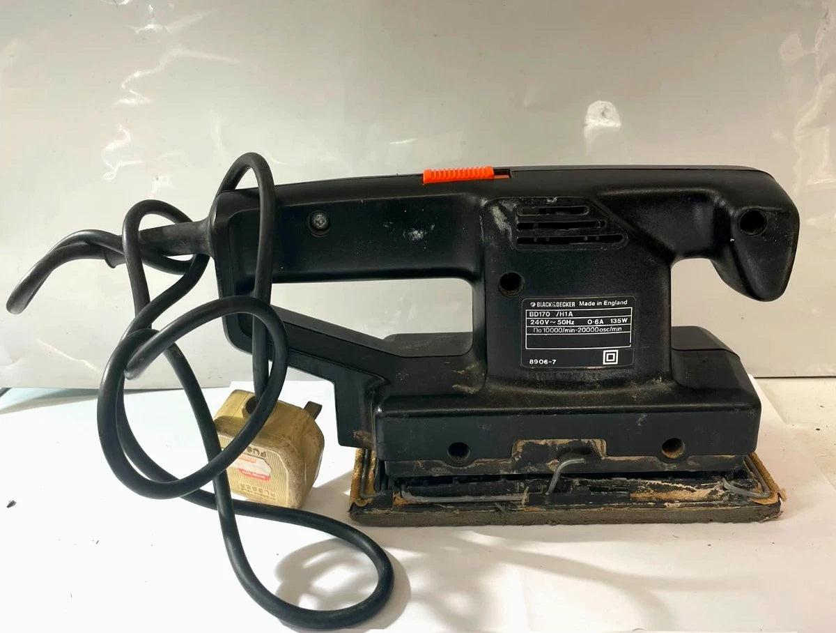 Black & Decker BD170 1/3 Sheet Electric Sander 135W 240V 90x187mm Boxed