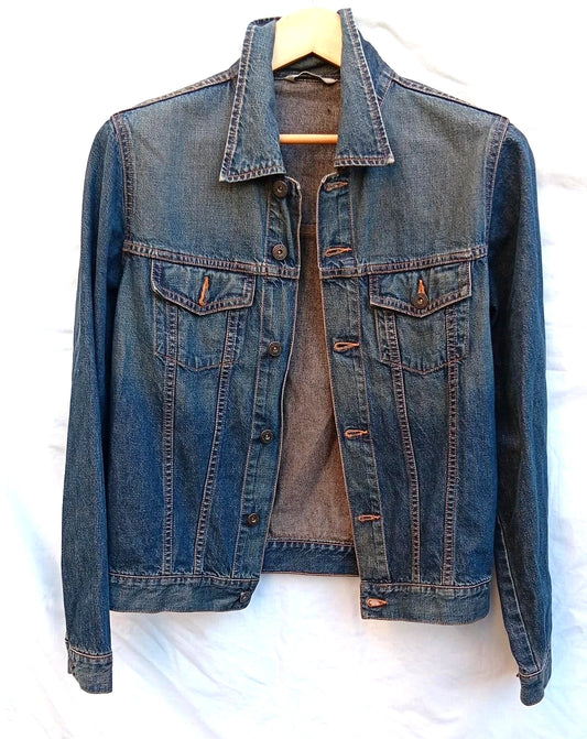 Women’s Blue Denim Jacket – Classic Fit – Button Front – Vintage Style