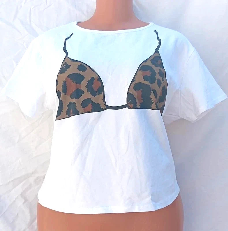 Boohoo White Graphic Crop T-Shirt – Leopard Print Design