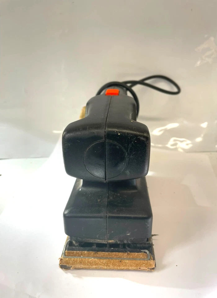 Black & Decker BD170 1/3 Sheet Electric Sander 135W 240V 90x187mm Boxed